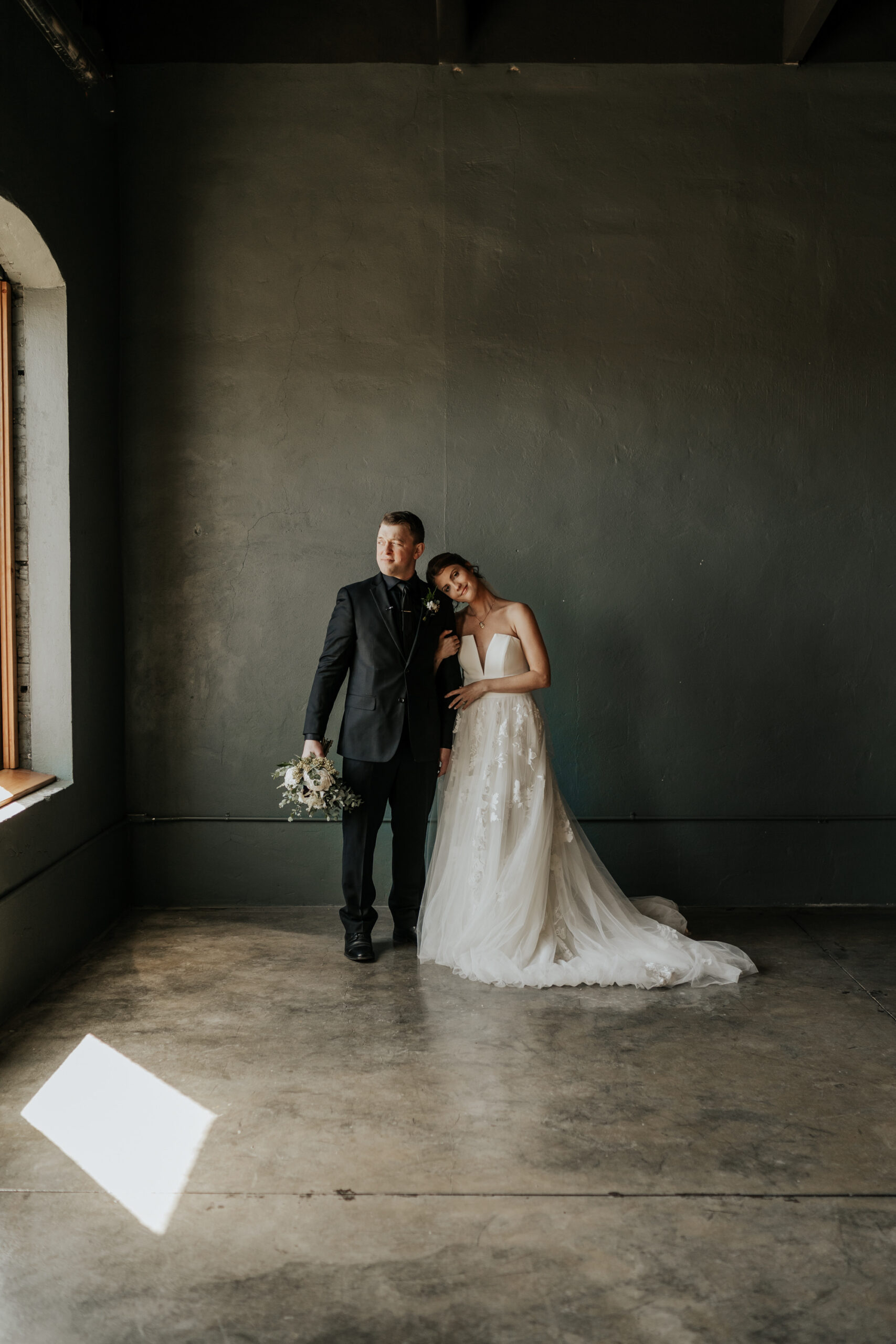 Ash McMahon Photography Duluth MN Wedding at The Malting Building